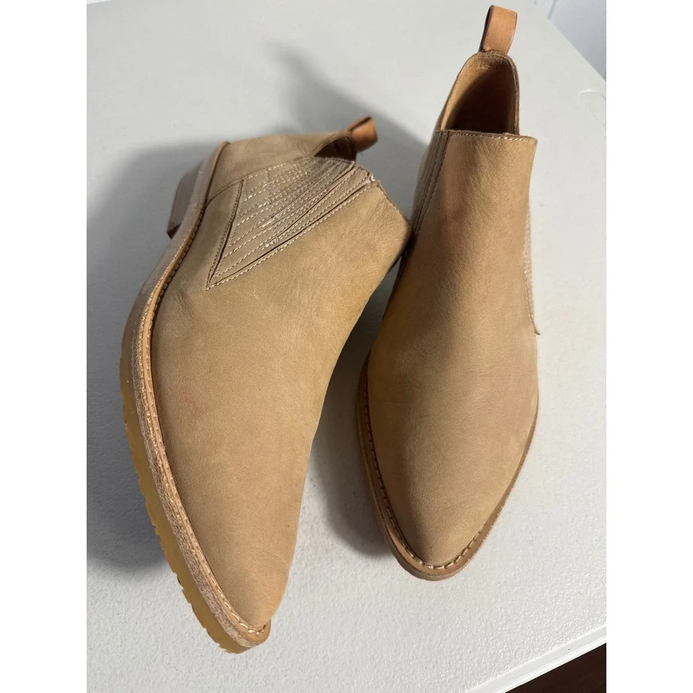 Gentle Souls Kenneth Cole Tan Leather Pointed Toe Ankle Boots Womens 8.5M